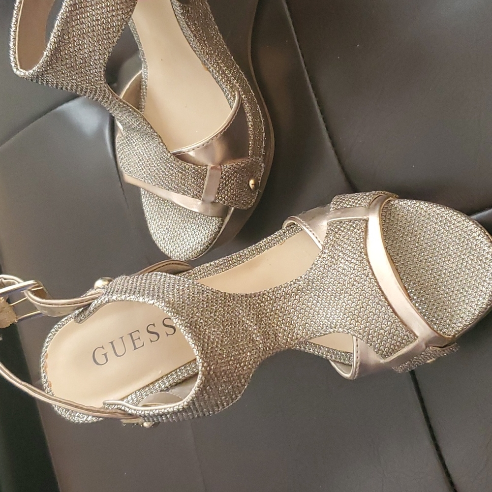 Sparkle wedge